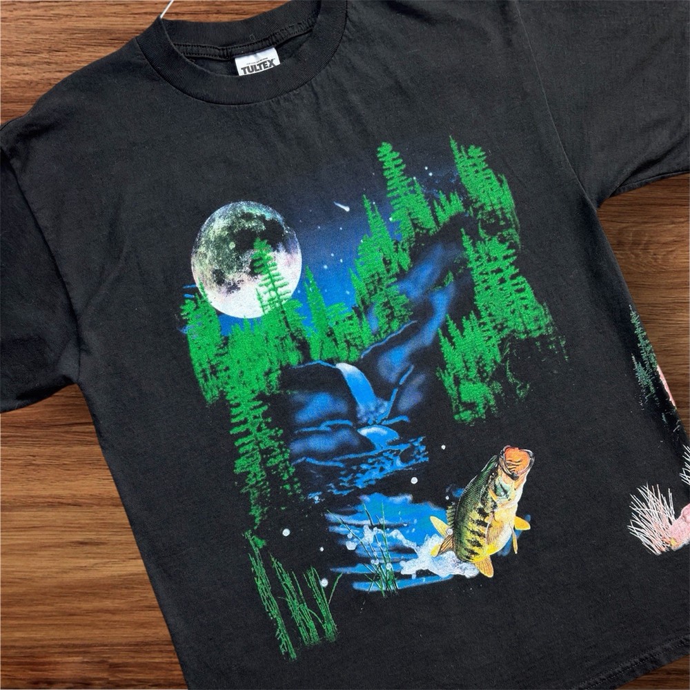 Vintage 90s Animals Nature Fish Wolf Bear T-Shirt Wrap Around Graphic Size LG