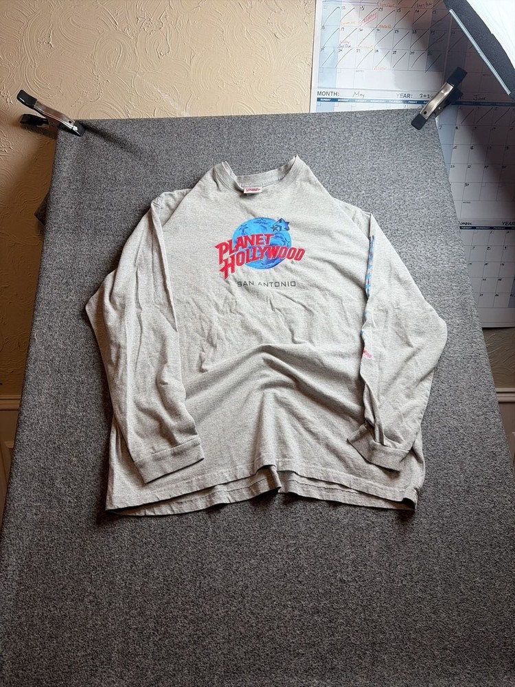 Vintage 1998 Planet Hollywood San Antonio Long Sleeve Graphic Tee