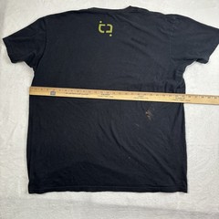 tmls Too Many Loose Strings Black Graphic SS Shirt Men’s 2XL Distressed