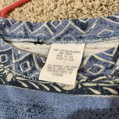 Made In USA 100% Cotton Blue Geometric Pattern Mens Size Large 22”x29”