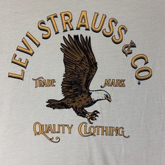Levi’s T-Shirt Men’s Large Beige Cotton Polyester Viscose Crew Neck