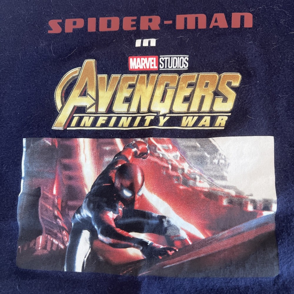UNIQLO Marvel Spider-Man Avengers Infinity War Graphic Tee Kids 11-12 Black