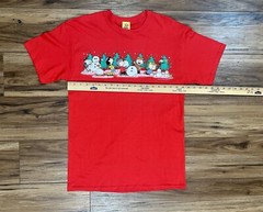 Peanuts Shirt Mens Medium Snoopy Christmas Winter Scene Snowman Red Shirt