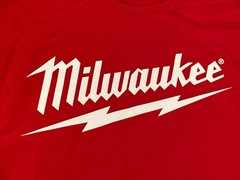 Milwaukee Tools “Smooth From The Start” Red Short Sleeve Work T-Shirt Mens Large