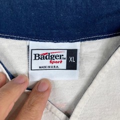 Badger Sport T-Shirt Mens Size XL Beige Navy Graphic Wish Team USA Baseball Tee