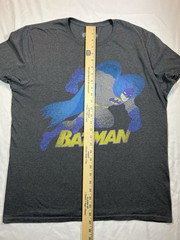 Men’s DC Comics Batman Running Retro T-Shirt Size Large