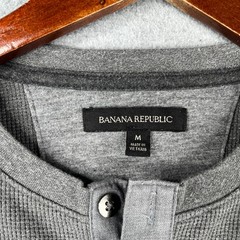 Banana Republic Long Sleeve Henley Casual Waffle Knit Gray Mens Medium