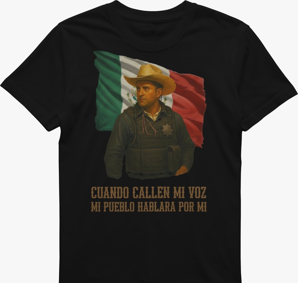 Carlos Manzo playera negra