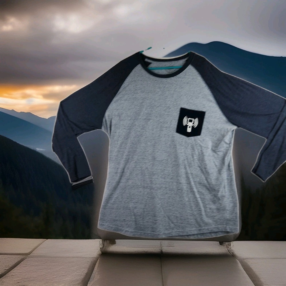 Wireless Radio Logo Long Sleeve T-shirt Mens 2XLT
