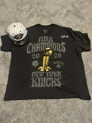 Nike New York Knicks NBA Champions Graphic Logo T-Shirt Black Men’s 2XL