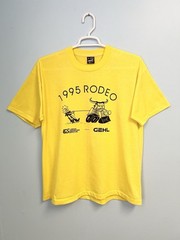 Vintage 90s Rodeo T-Shirt Yellow XL Fruit of the Loom Best USA Made Bull