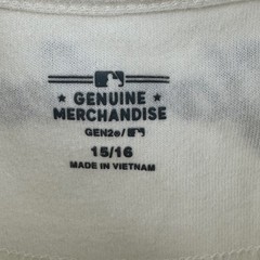 MLB Genuine Merchandise New York Yankees Cream Embroidered T-Shirt Size 15/16