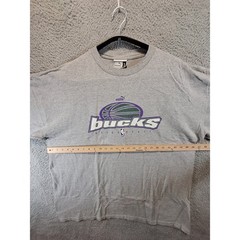 Puma T Shirt Mens 2XLT Grey Milwaukee Bucks Basketball Vintage 90s Streetwear