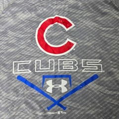 Under Armour Chicago Cubs HeatGear Shirt Mens Medium Grey Digital Print MLB Tee