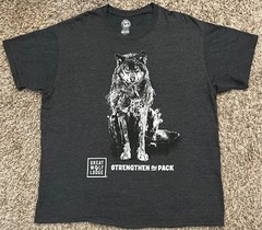 Great Wolf Lodge Strengthen The Pack Men’s Gray T-Shirt Size XL