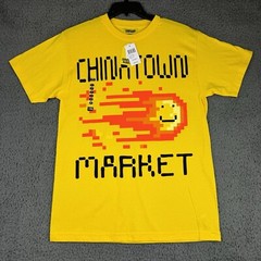 Chinatown Market T-Shirt Smiley Original Size Medium Yellow Fireball Crew Neck