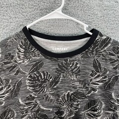 Trademark Company 81 Shirt Adult Medium Gray Black Preppy Casual Aloha Beach
