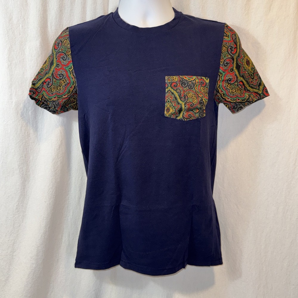 Gently Used Men’s ASOS Navy Blue T Shirt With Paisley Contrast Size Small