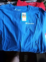 Mens 4pc Assorted Tee Shirts Columbia, Tommy Bahama, Levis & Adidas Size Small