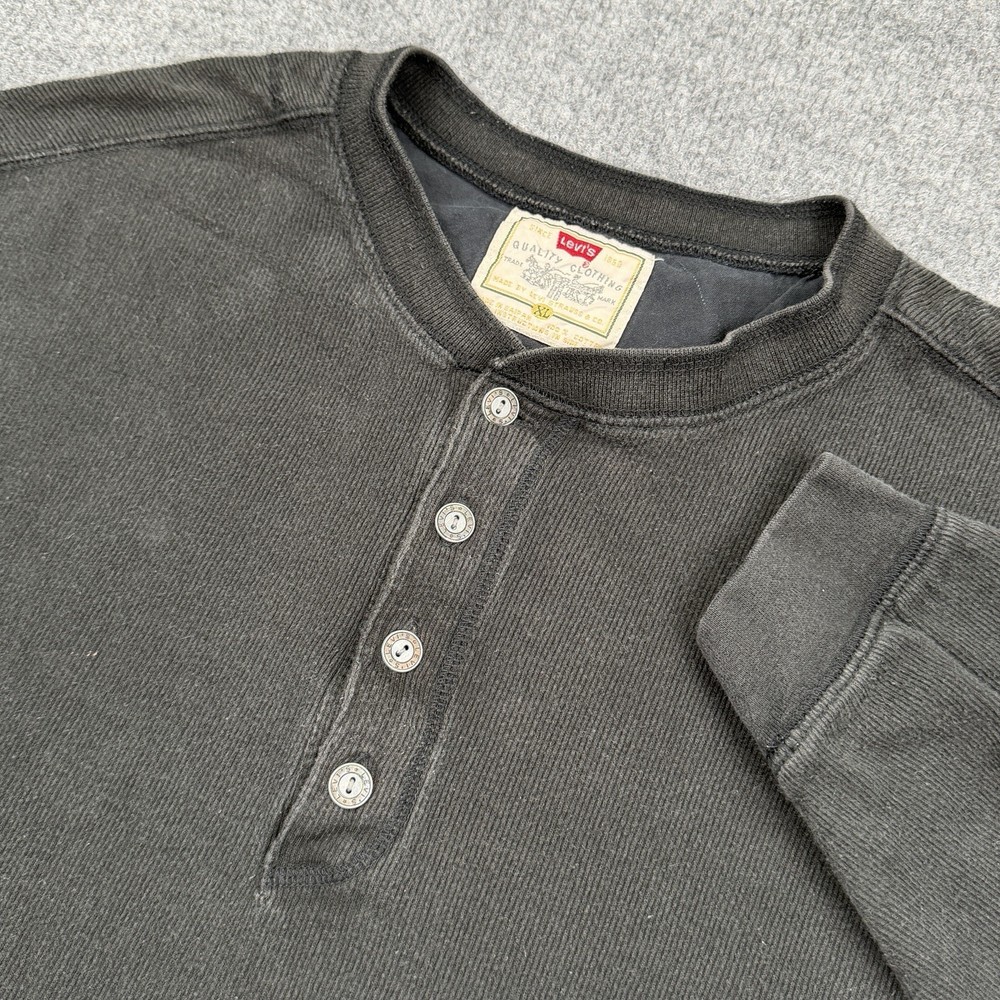 Vintage Levis Red Tab Henley Shirt Mens XL Black Long Sleeve Thermal 90s