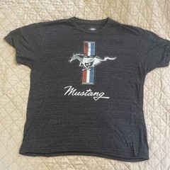 Mustang T Shirt Men’s Size XL Ford graphic Car Tee Muscle Car Tee