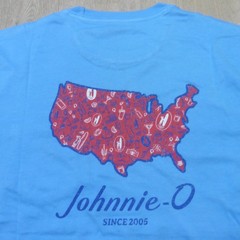 JOHNNIE O Mens S SMALL T SHIRT BREWS N VIEWS MALIBLU BLUE RED DALE 2.0 GOLF USA