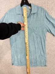 Men’s Batik Bay Easy Care Blue Short Sleeve Button Down Shirt Size Small