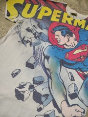 Vintage DC Comics White Superman T Shirt Medium Big Graphic Front Hit Crew Neck
