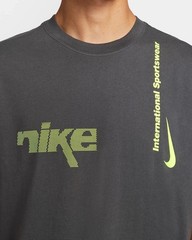 Men’s Nike Sportswear Max90 Swoosh Sport T-Shirt – Gray Volt HQ9262 060