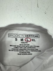 Brooklyn Vertical White American Flag Graphic Print Short Sleeve Shirt Mens Sz L