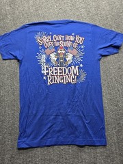NWT Buc-ees “Freedom Ringing” 4th Of July T-Shirt Fireworks Blue Mens Medium