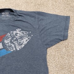 Star Wars Mad Engine Distressed Millennium Falcon Red White Blue Shirt Mens M