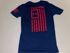 Under Armour Men’s Small UA Blue New Freedom Flag T-Shirt NWOT!