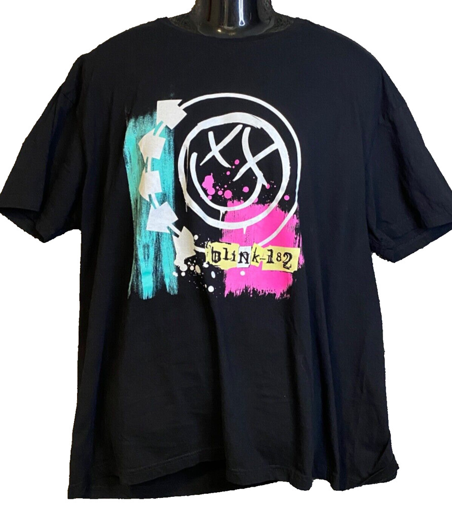 BLINK 182 T-Shirt Man’s 2XL Black Smiley Face Graphic Short Sleeve Cotton