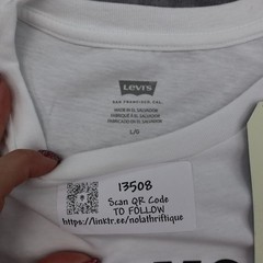 Levi Strauss Shirt Mens L White Short Sleeve Crew Neck Graphic Print Cotton Knit