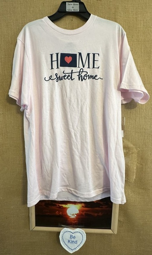 NWT Home Free adult unisex L pink t-shirt “Home Sweet Home” crewneck short sleev