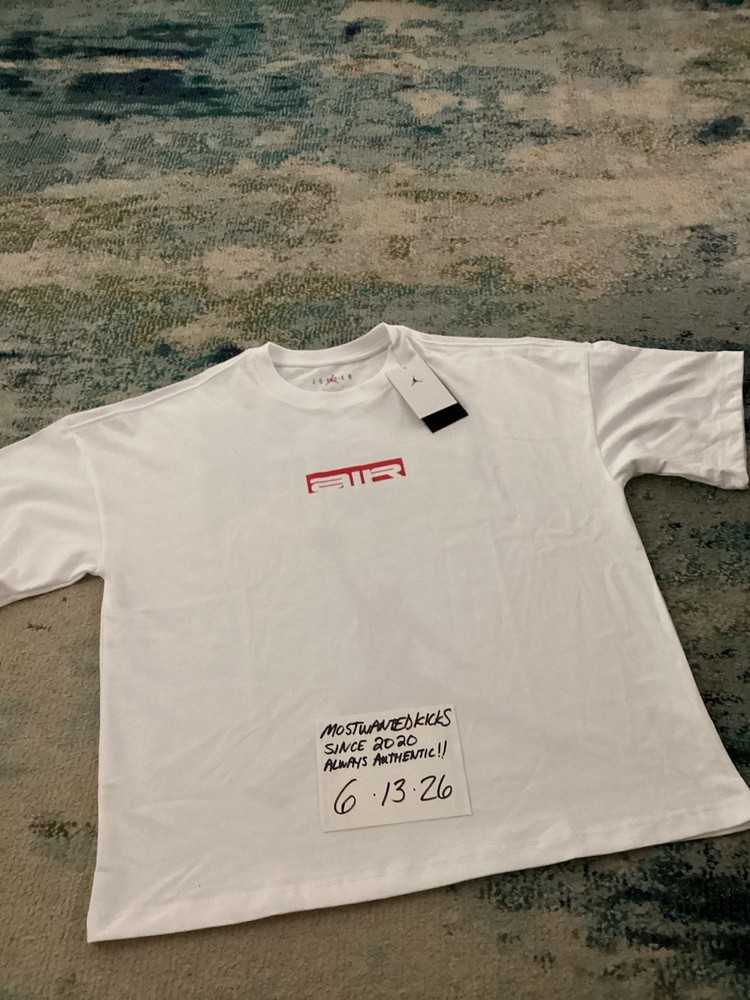 NWT Nike Air Jordan Jumpman “Air” White Graphic Loose Fit T-Shirt Men’s Sz M