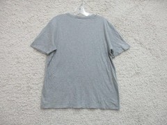 Nike Shirt Medium Adult Gray Tee Casual Swoosh Logo Athletic Cut Modern Fit Mens