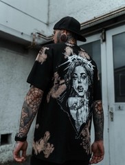STAY COLD APPAREL MIDDLE FINGER UP – T-SHIRT (RUSTY BLEACHED)