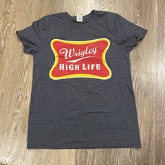 Unisex Sz M – Wrigley Field/Miller High Life Cotton Tee – Super Soft Material!