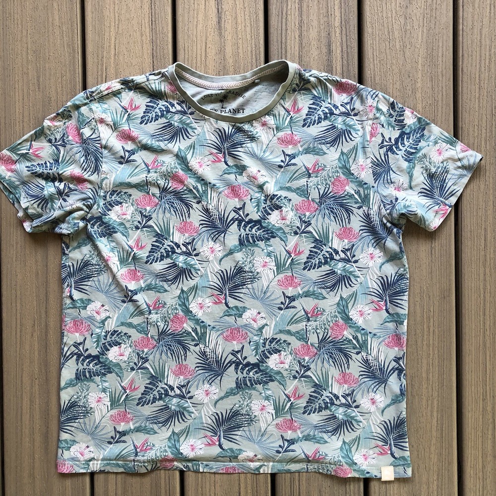 Free Planet Tropical T-Shirt Mens Large Blue Green Pink Boho Paradise Beachwear