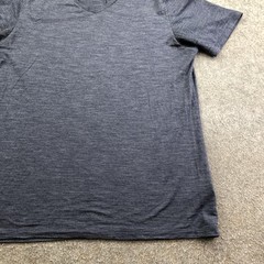 Icebreaker Shirt Mens Medium Blue Merino Wool Blend V-Neck Performance Tee Top