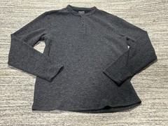 GUESS T Shirt Mens Medium Thermal Henley Solid Gray Cotton Poly Blend Waffle