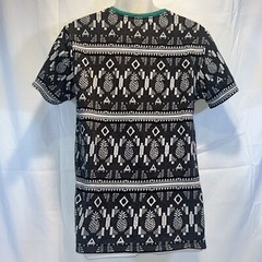 On The Byas Men’s Medium T-Shirt 1/4 Button Down Tropical Geometric Black White