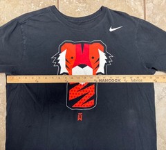 The Nike Tee Tiger Woods Frank Club Head Cover Graphic Black T-Shirt, X-Large XL