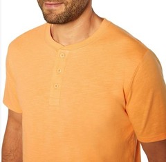 GAP Men’s Soft Short Sleeve Half Button Collar Slub Henley Apricot Wash Medium
