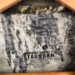Mossy Oak by Staghorn Mens Tshirt Size Large Camo Long Sleeve Crewneck Hunting
