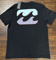 NWT Billabong Black Beauty Short Sleeve T Shirt Men’s Size Large. A4