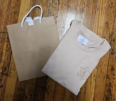 Four Seasons George V Paris Tee, Salmon – Men’s M, Short (Olympic Exclusive)