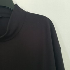 Uniqlo Mens XL Black Mock Neck Long Sleeve Shirt Minimalist Neutral NWOT